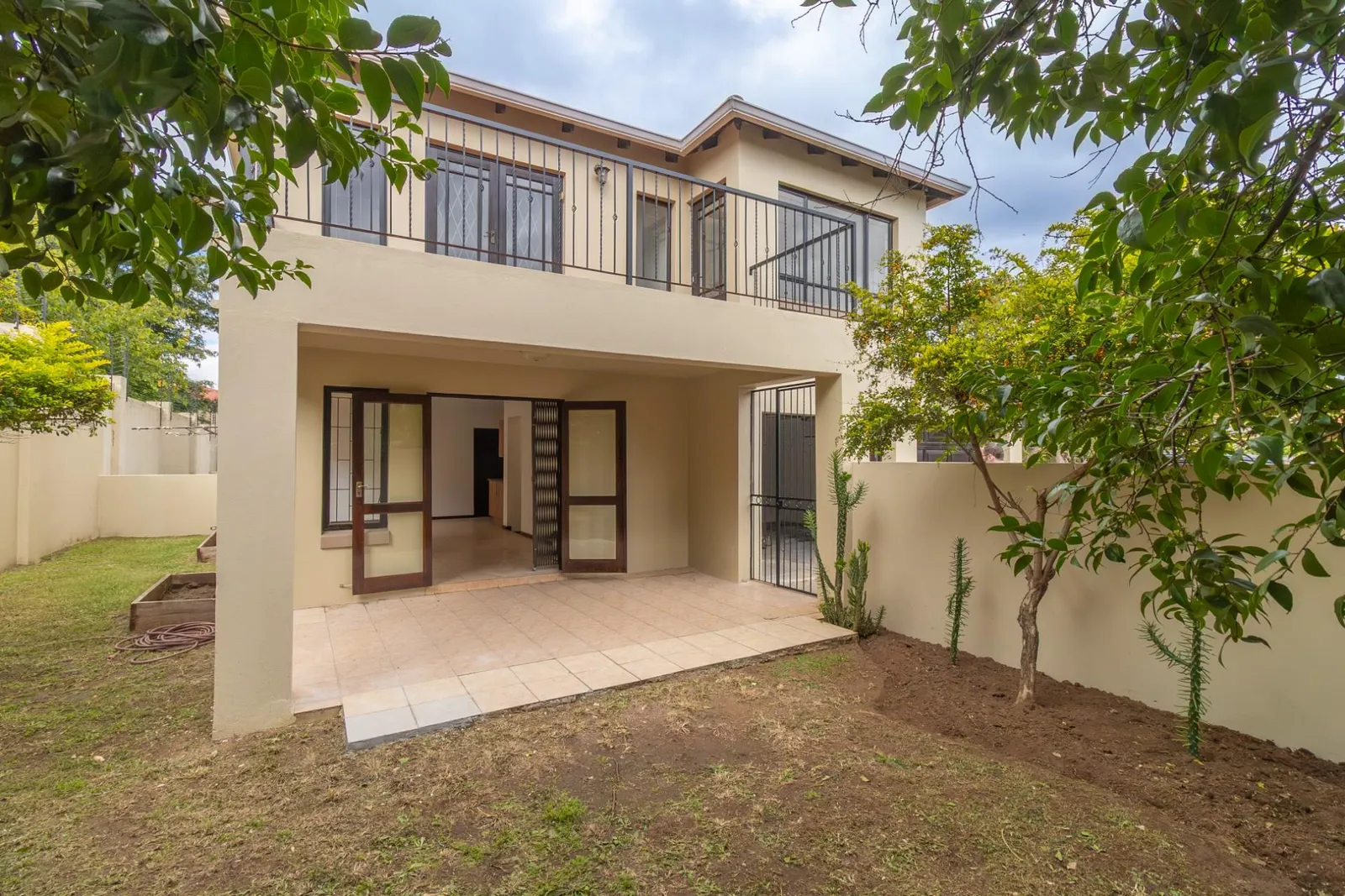 Townhouse in Craigavon, Sandton