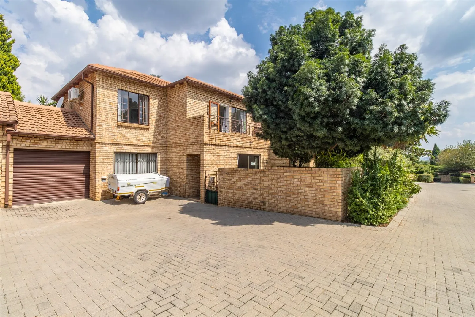 Townhouse in Craigavon, Sandton